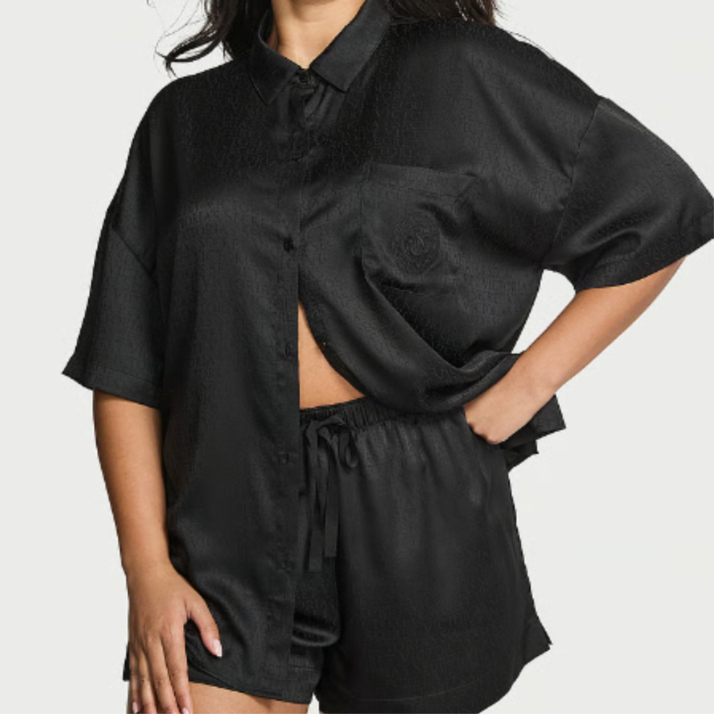 Victoria’s‎ Secret Signature Satin Logo Print Oversized Short Pajama Black Set M